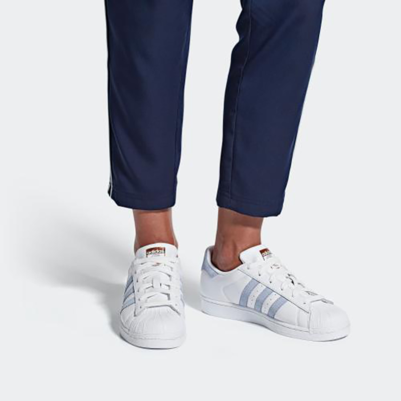 Женские кеды adidas originals Superstar (светло-синий) — фото 7