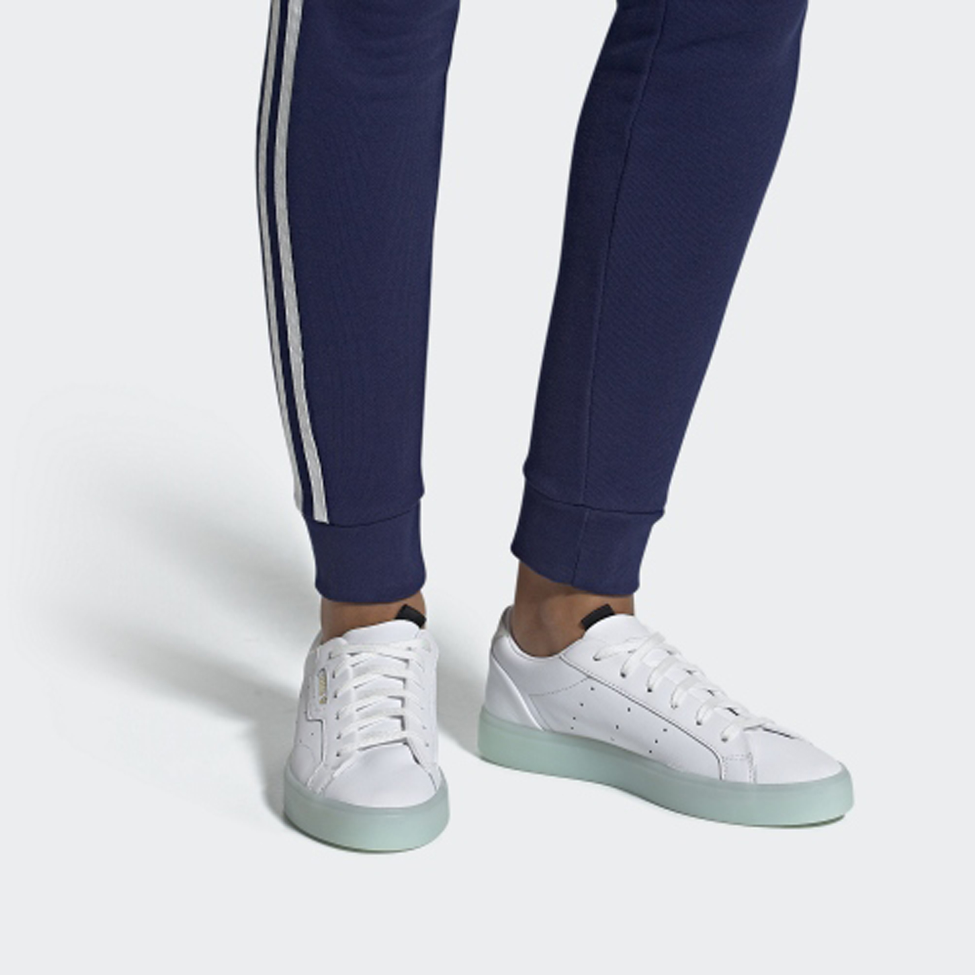 Женские кеды adidas originals Sleek (бело-зеленые) — Белый / зелёный — фото 6
