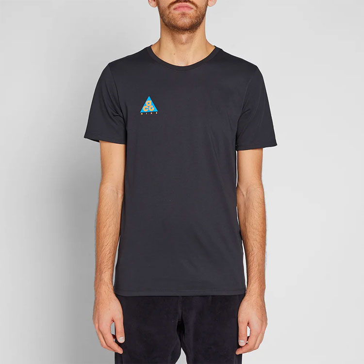 Мужская футболка Nike ACG (черная) — фото 3