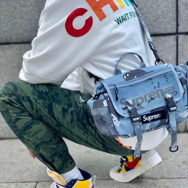 Мужская сумка Supreme SS20 Week 1 Waist Bag 3M (сине-белая) — фото 6