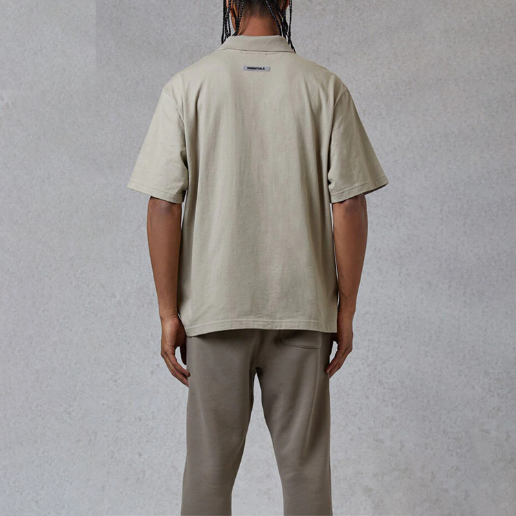 Унисекс поло Fear of God Essentials FW20 Polo Shirt Olive LogoPolo (оливковое) — фото 4