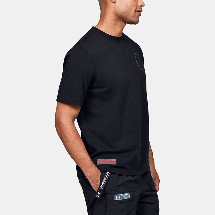 Футболка Under Armour Summit Graphic (черная) — фото 6