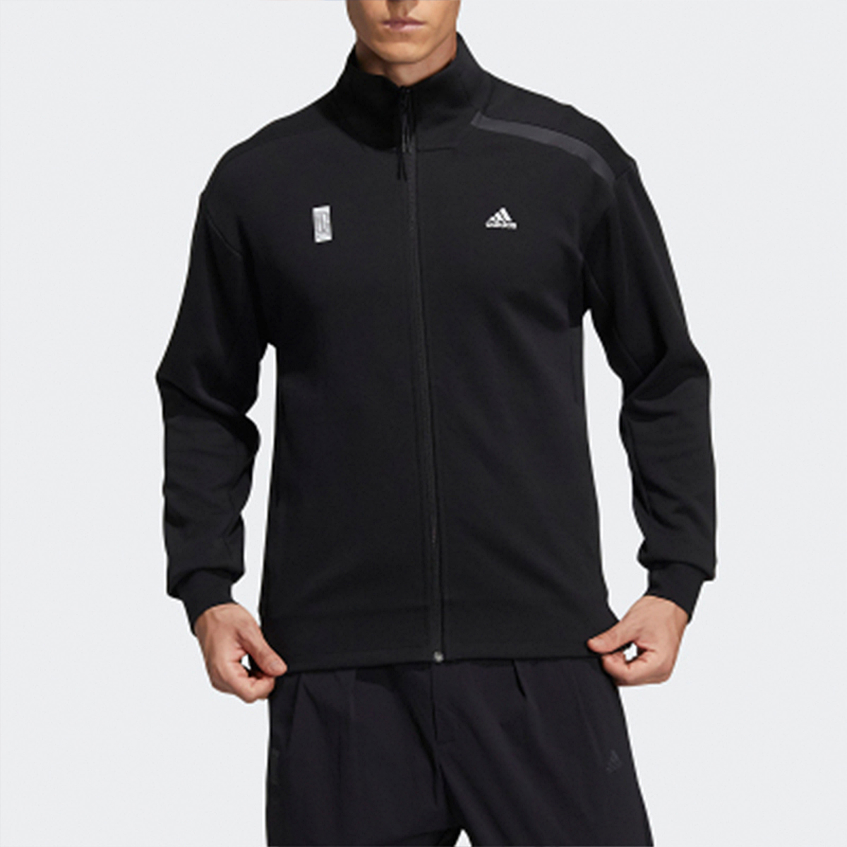 Мужская куртка adidas Wj Tt Swt (черная) — фото 3