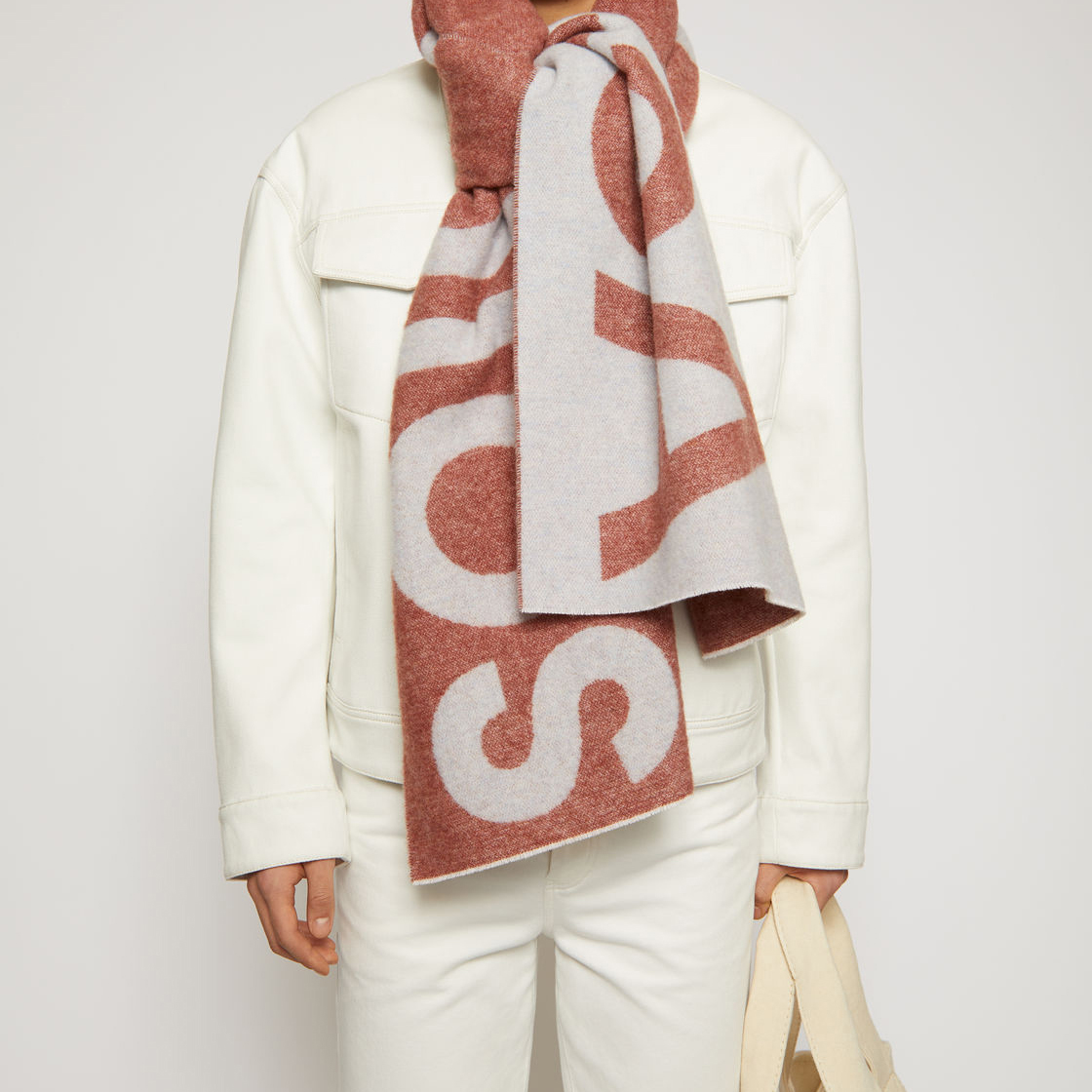 Шарф Acne Studios (красно-белый) — фото 4