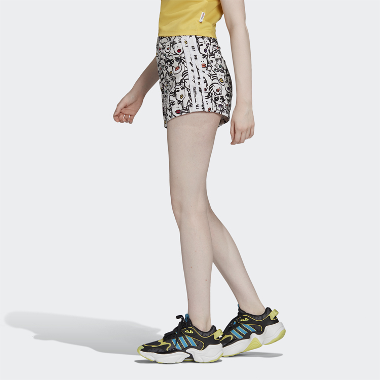 Женские шорты adidas originals x FIORUCCI (разноцветные) — фото 6