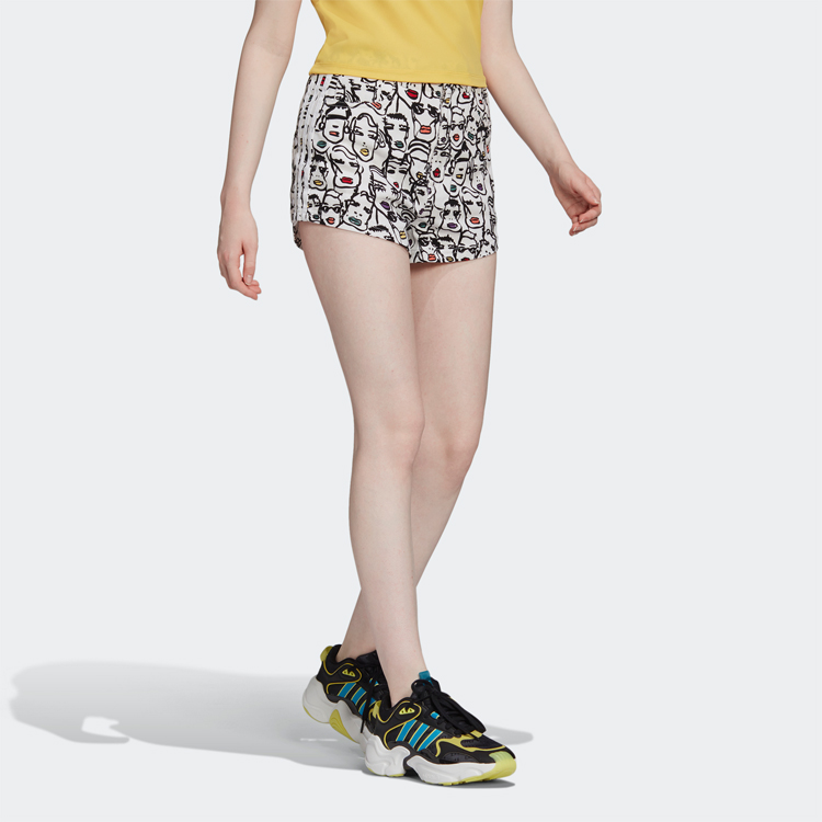 Женские шорты adidas originals x FIORUCCI (разноцветные) — фото 5
