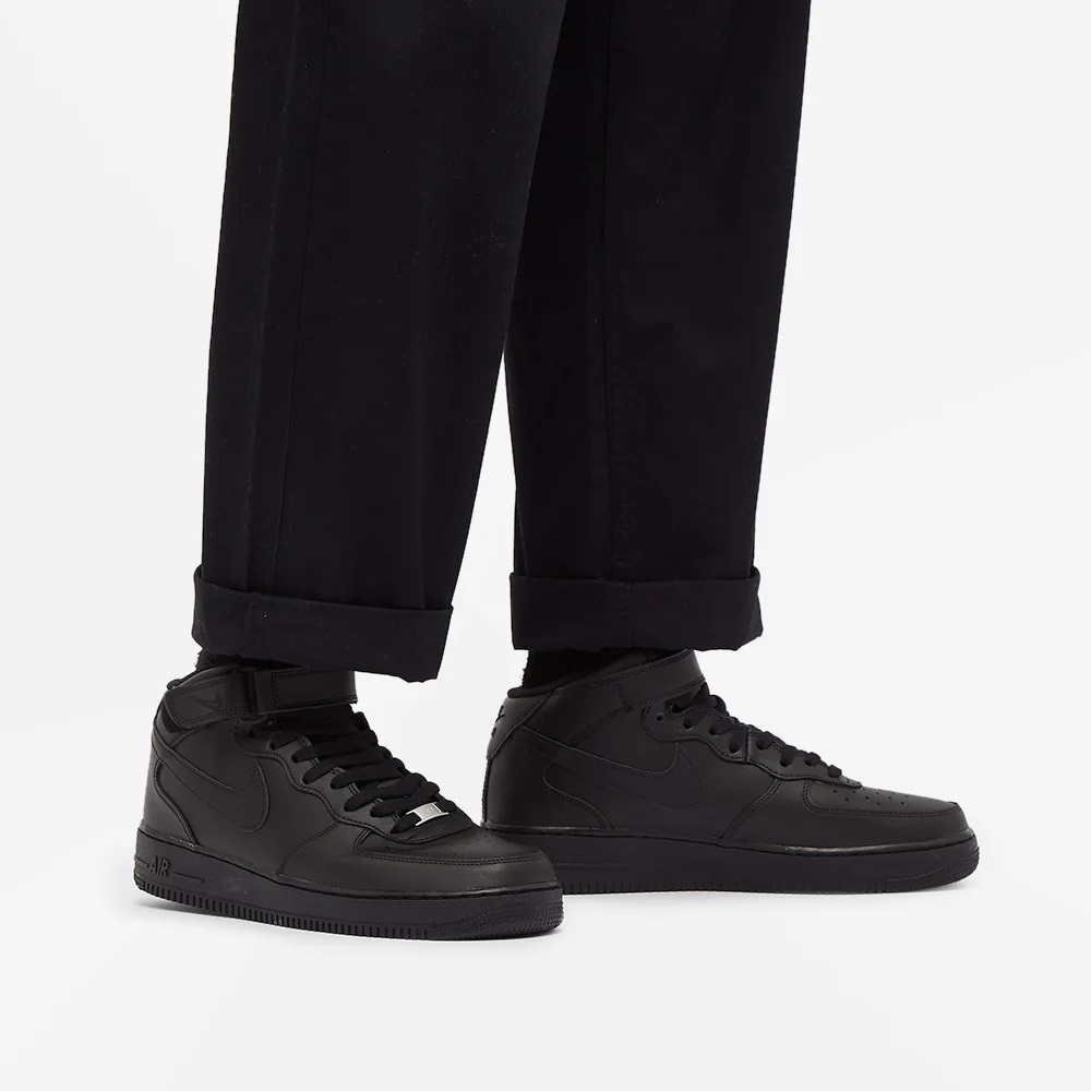 Nike Air Force 1 07