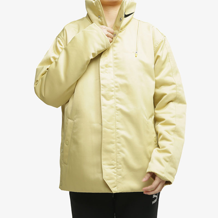 Женская куртка Nike Sportswear Synthetic-Fill (желтая) — фото 4