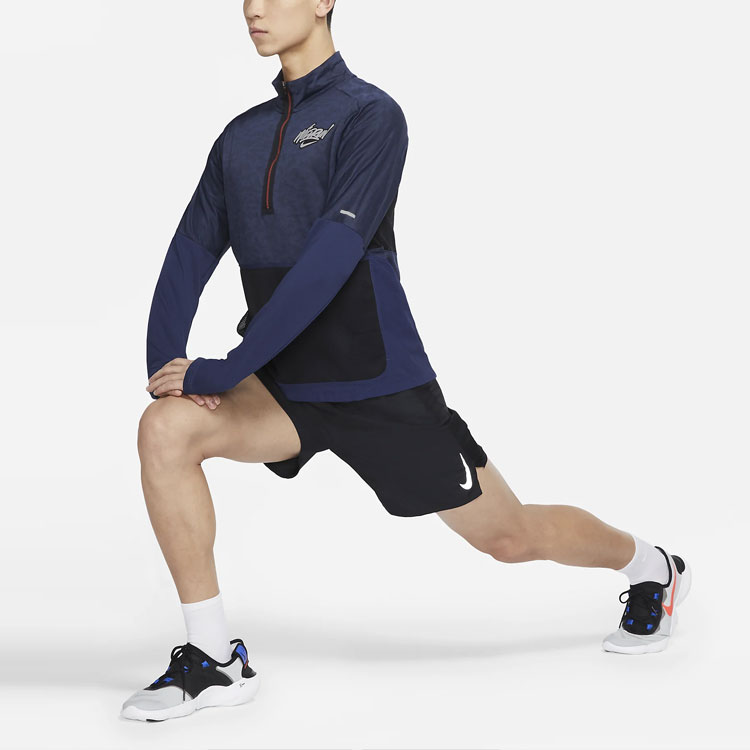 Мужская футболка Nike Element Wild Run (темно-синяя) — фото 6