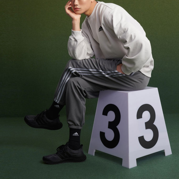 Мужские брюки adidas Pants (светло-серые) — фото 6