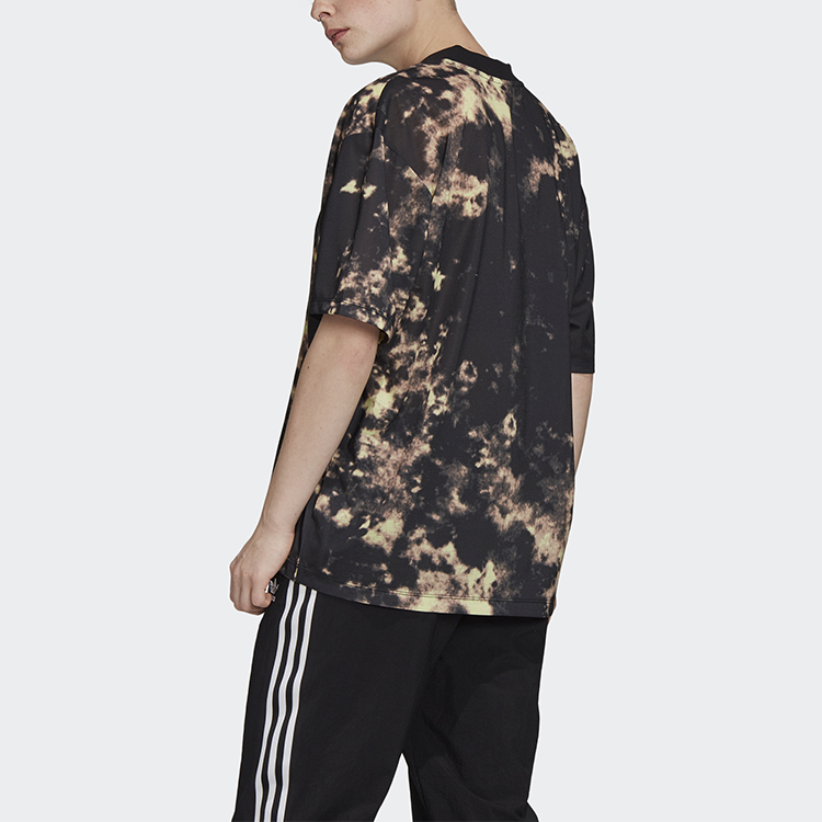 Женская футболка adidas Aop Tshirt (разноцветная) — фото 3