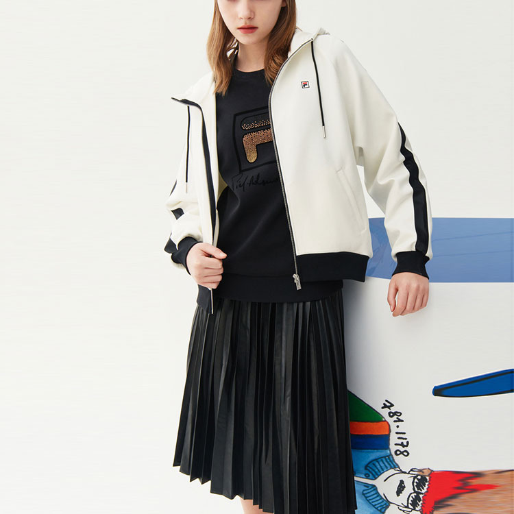 Женская куртка Fila Hooded Jacket (белая) — фото 3