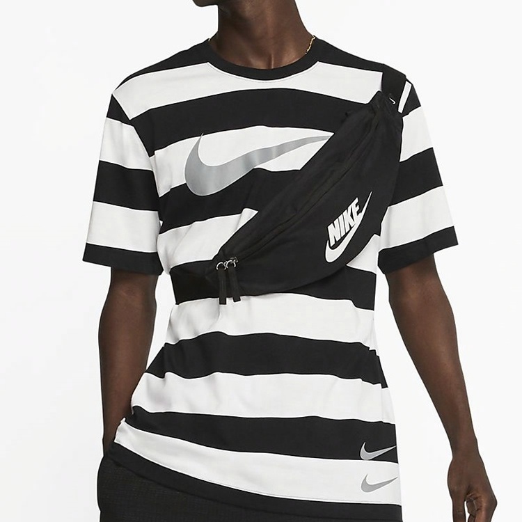 Мужская футболка Nike Swoosh Stripe T (бело-черная) — фото 5