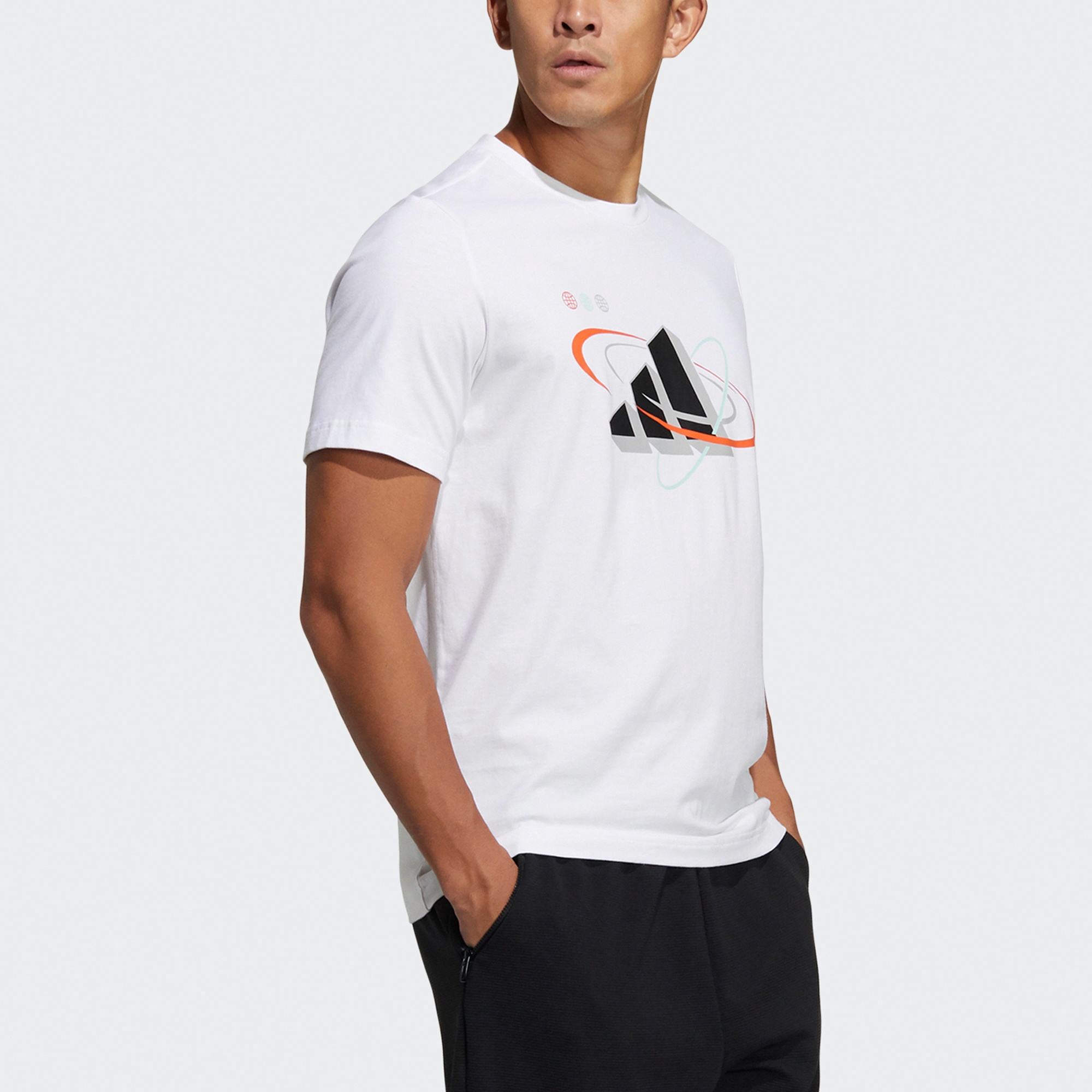 Мужская футболка adidas Ub Gfx T Bos Logo (белая) — фото 5