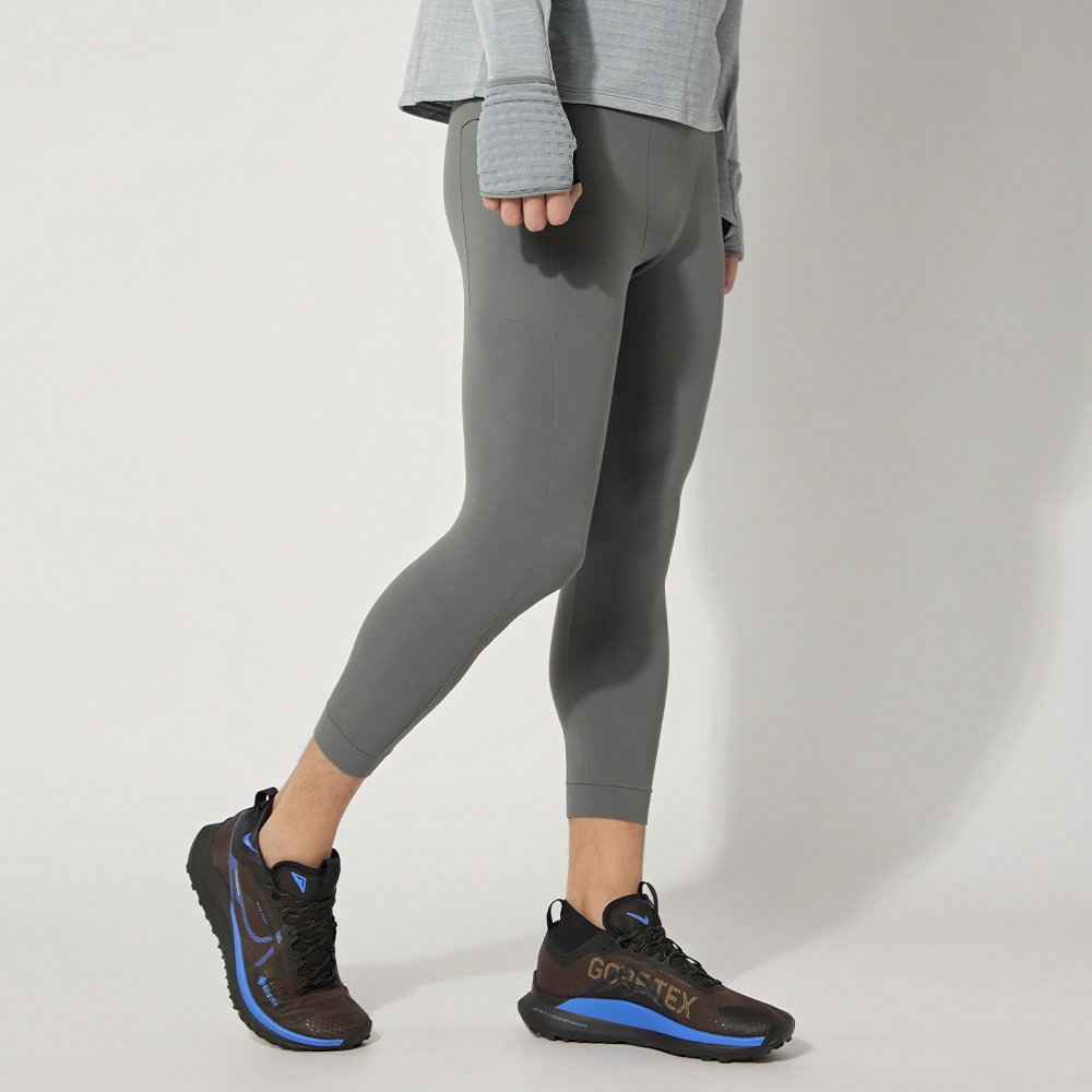 Мужские тайтсы Nike Yoga Infinalon 3/4 (серые) — фото 4