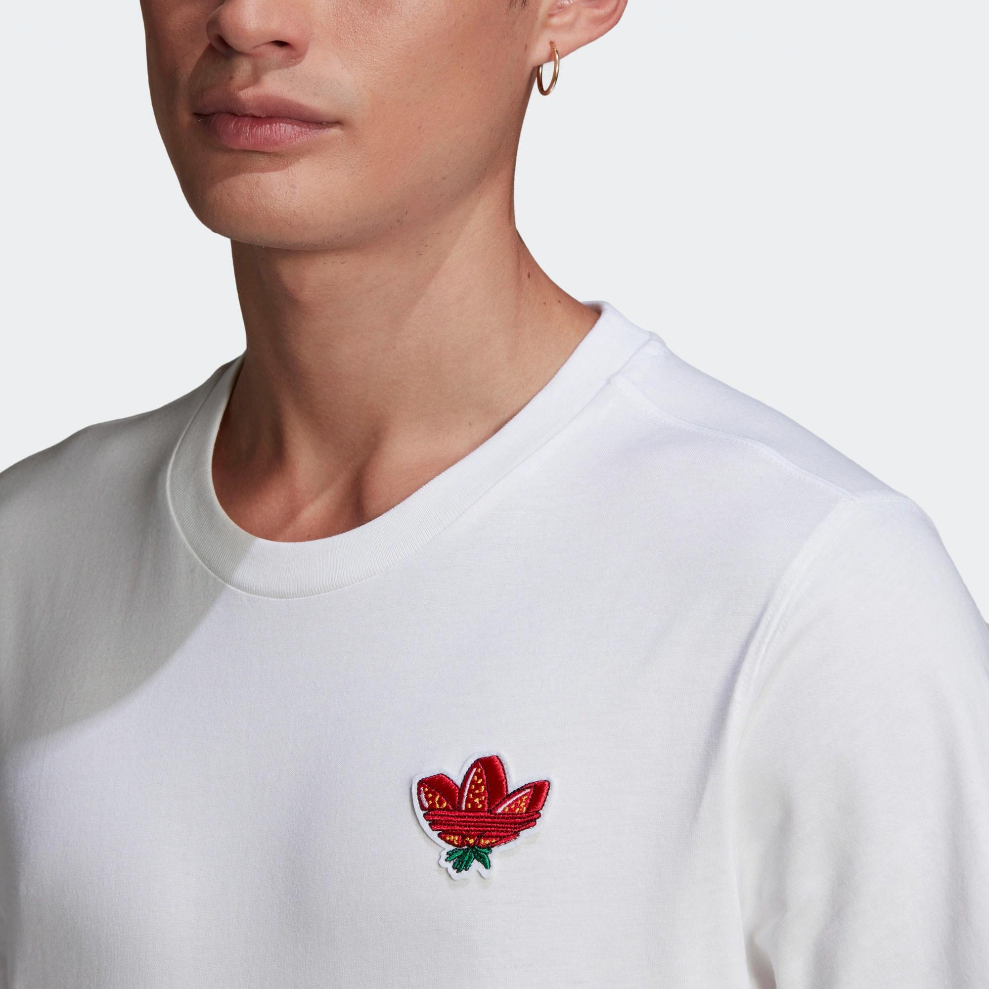 Мужская футболка adidas Fruit Badge Tee (белая) — фото 6