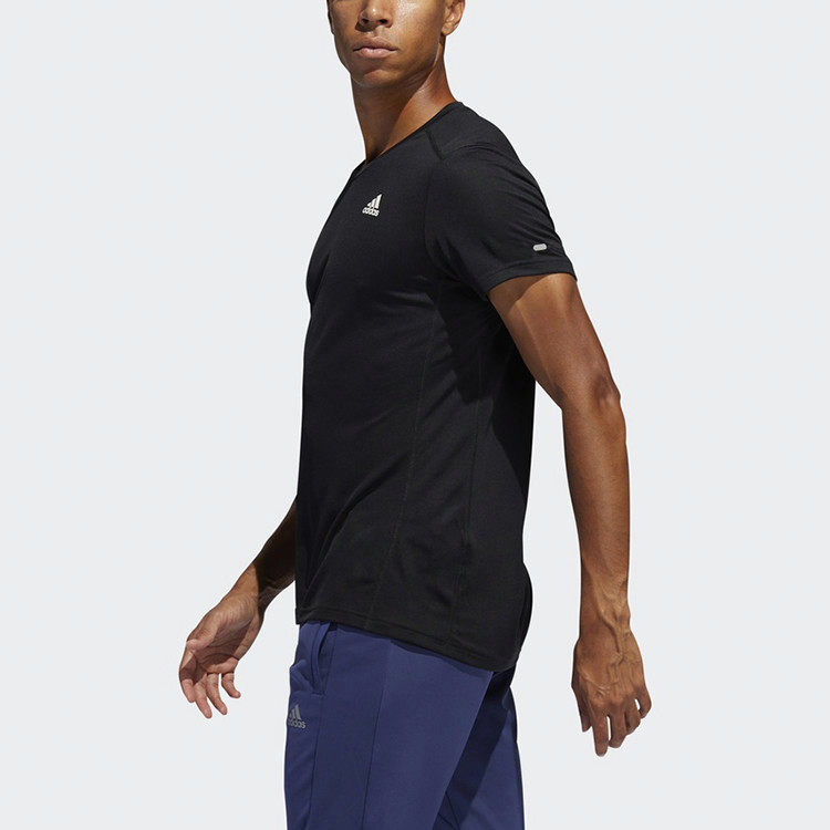 Мужская футболка adidas Run It Tee Pb (черная) — фото 5