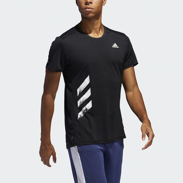 Мужская футболка adidas Run It Tee Pb (черная) — фото 3