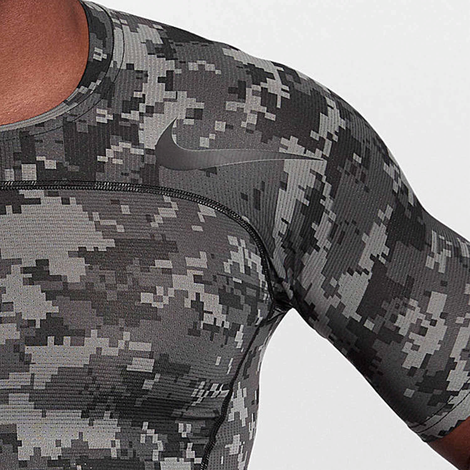 Мужская футболка Nike для тренировок (камуфляжная) — фото 5
