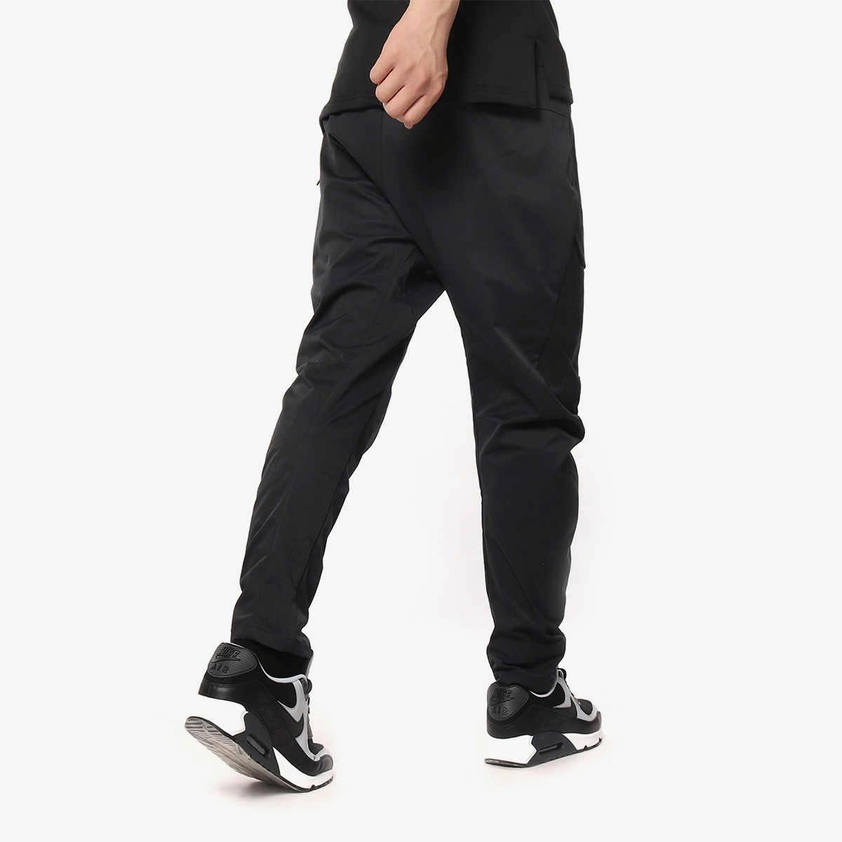 Мужские штаны Nike Sportswear Tech Pack (черные) — фото 4