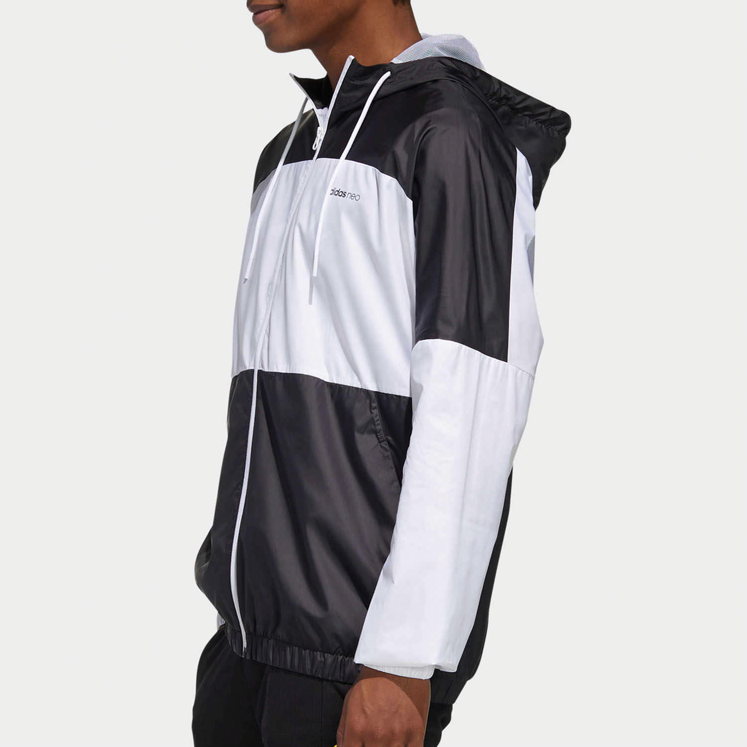 Мужская куртка adidas neo M FAV TCNS WB (черная) — фото 4
