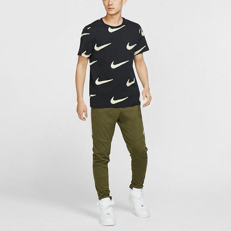 Мужская футболка Nike Sportswear (черная) — фото 5