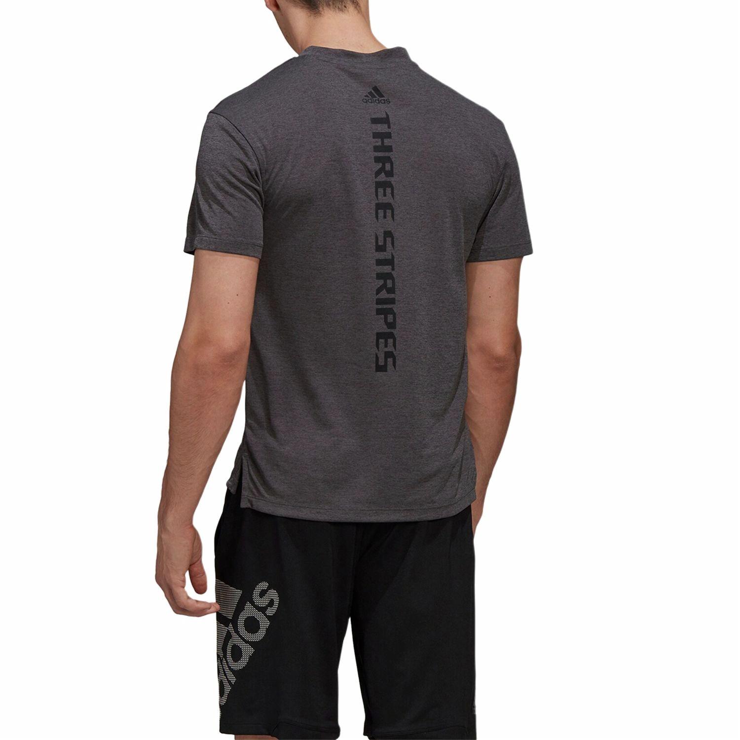 Мужская футболка adidas 3-BAR TECH TEE (черная) — фото 4