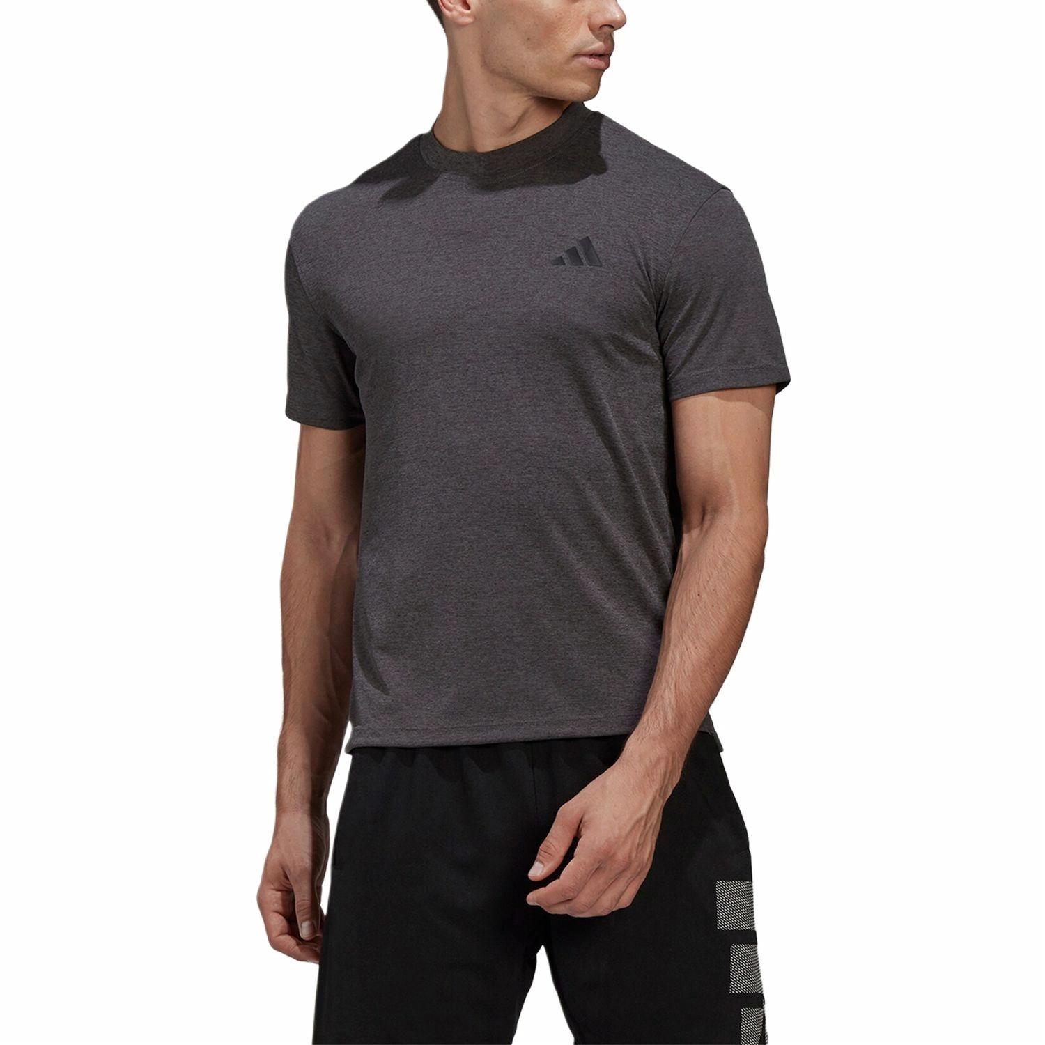Мужская футболка adidas 3-BAR TECH TEE (черная) — фото 3