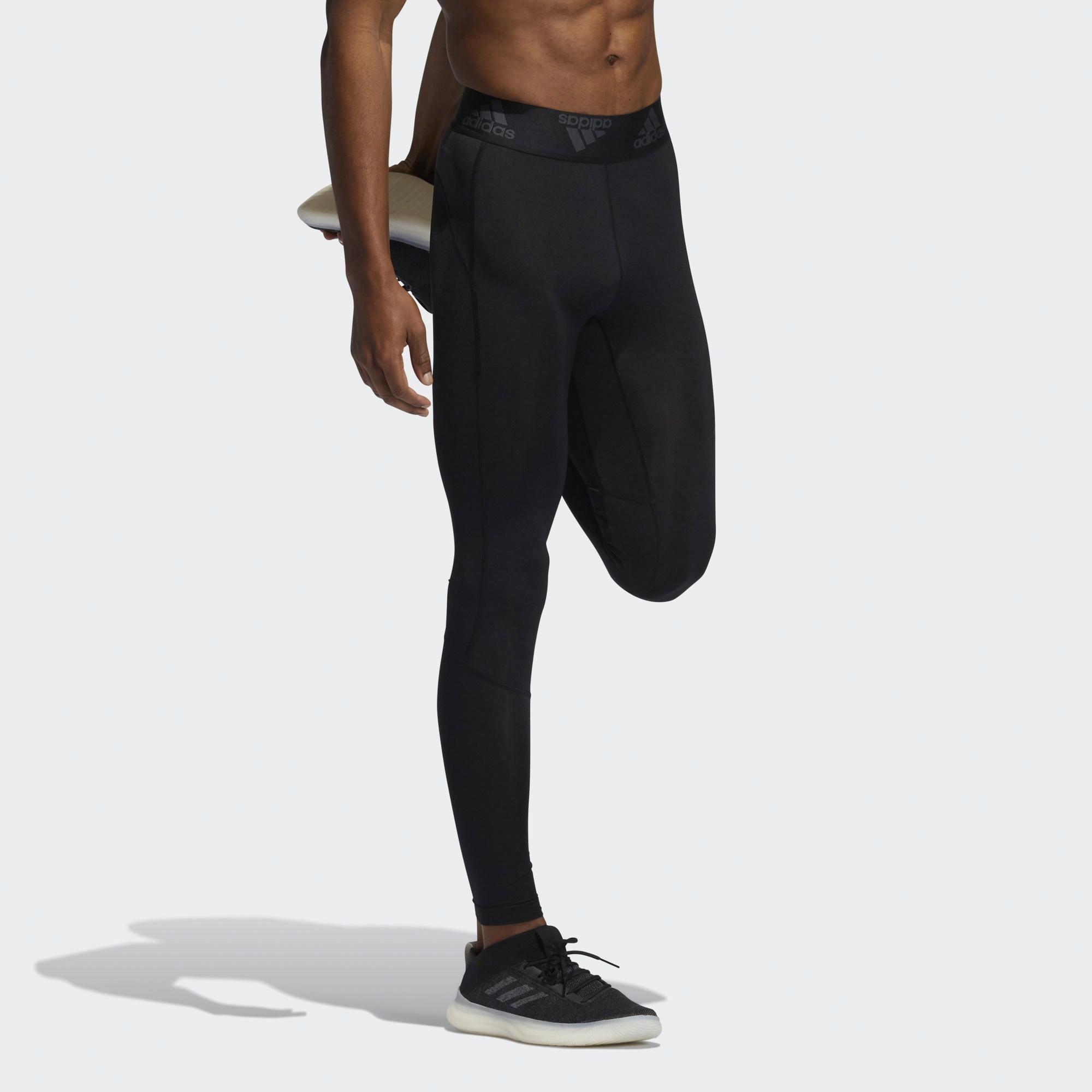 Мужские штаны adidas Tf 3 Bar Lt (черные) — фото 5