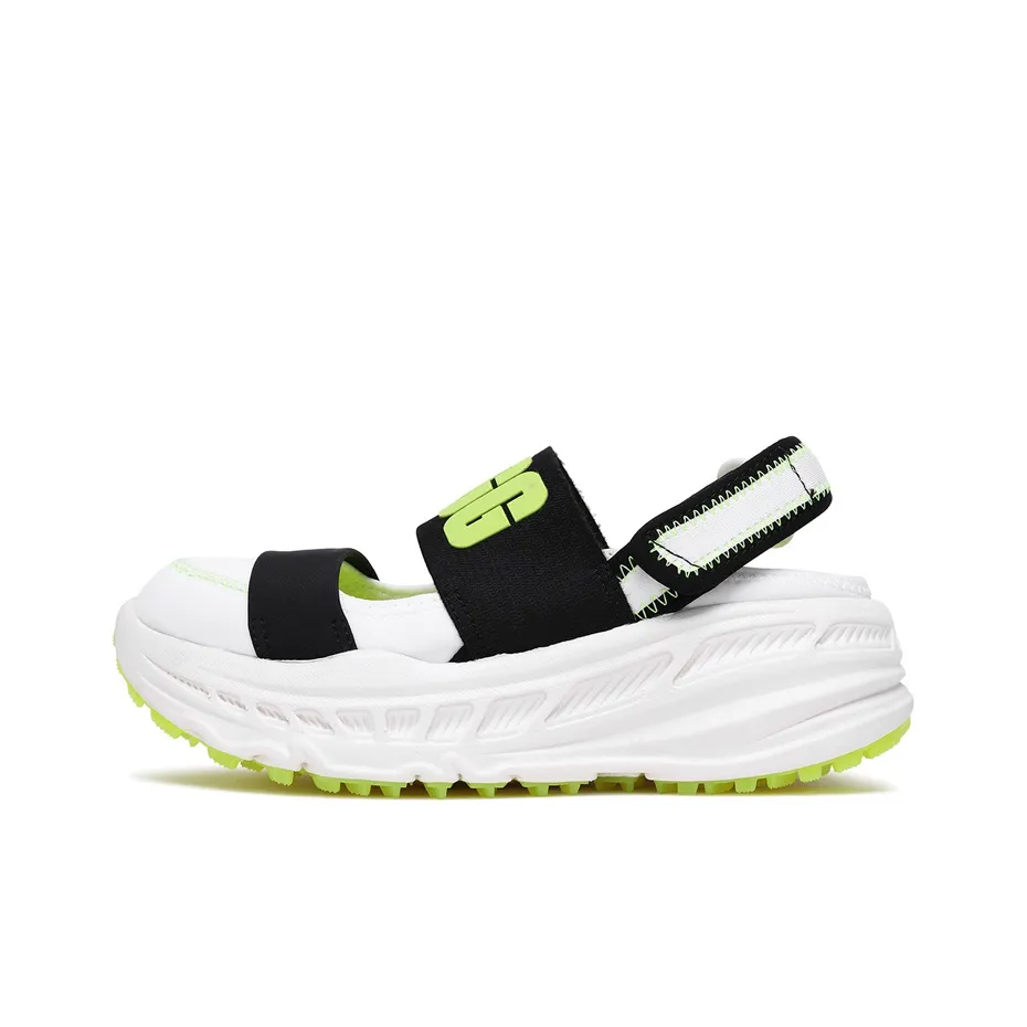 UGG Повседневная обувь Женская