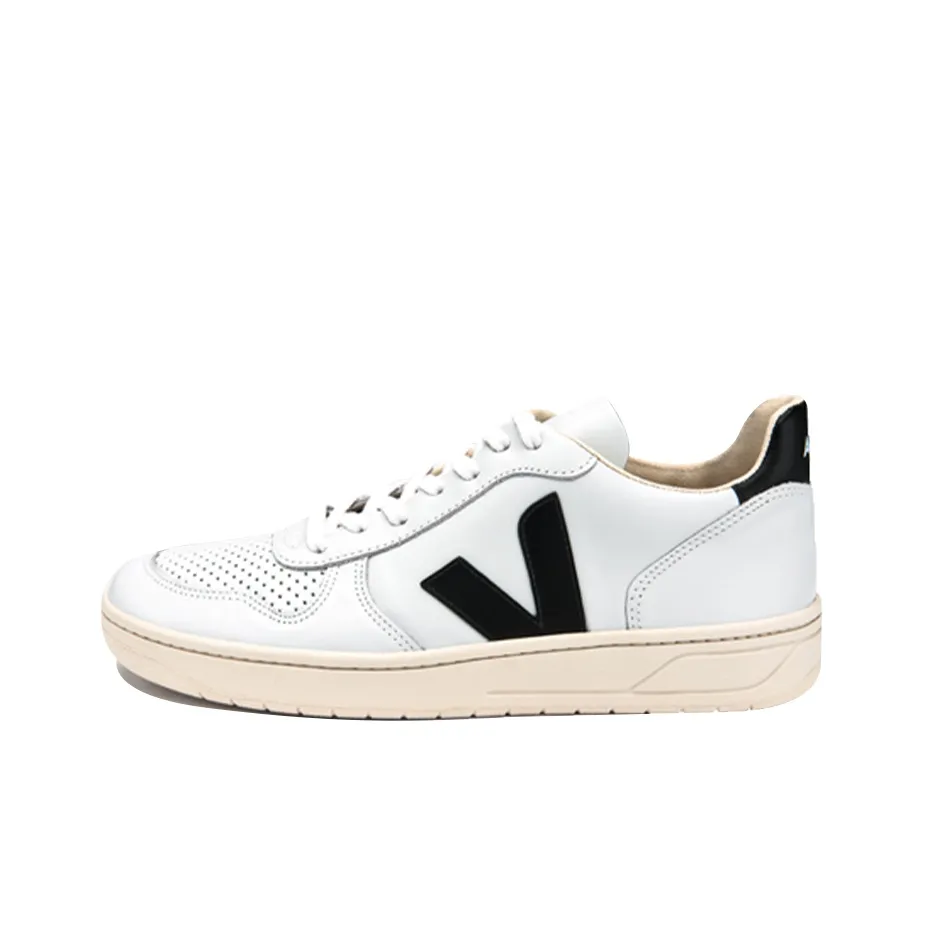 VEJA V 10 'Extra White Black'
