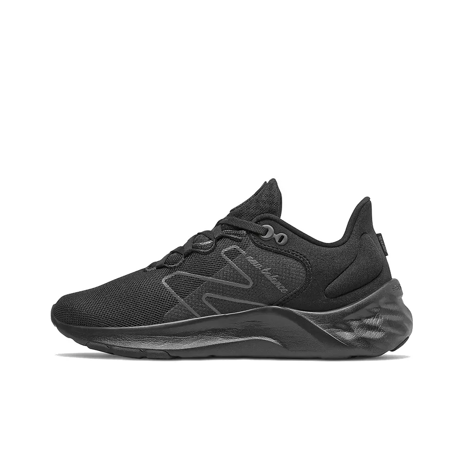 New Balance Jaqueta Classic Core Magnet Women's