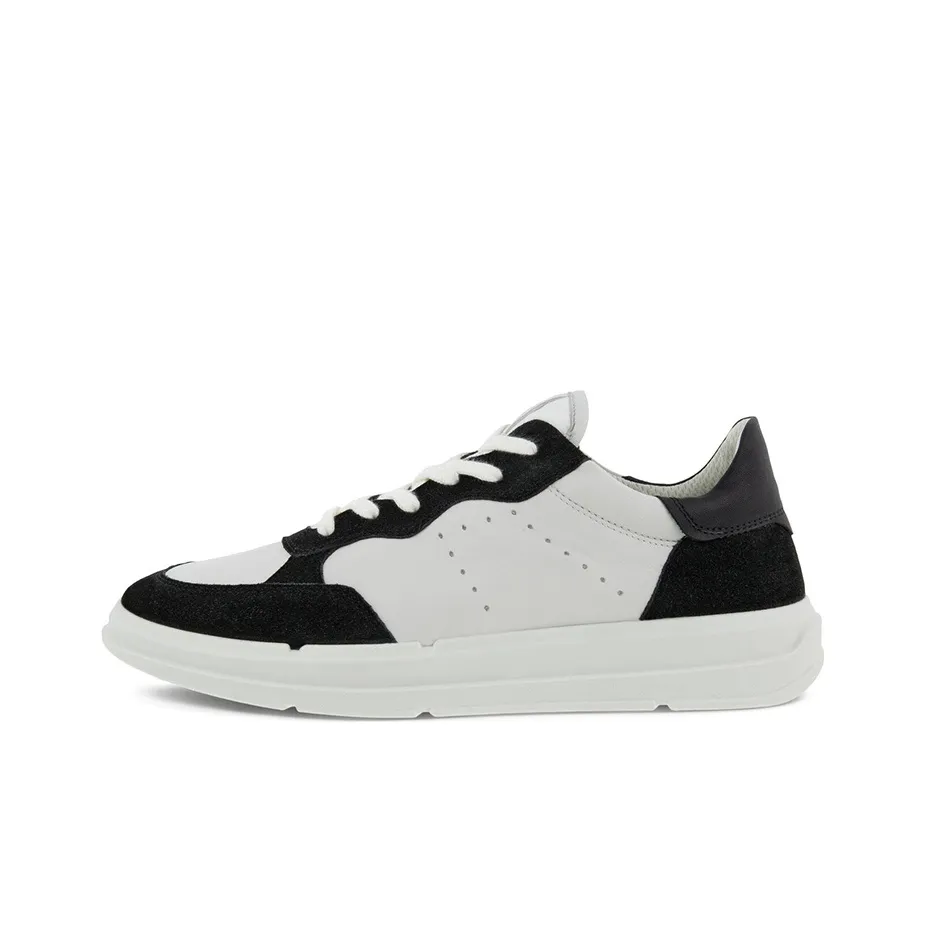 Ecco Soft X Stylish Skateboarding Shoes Men's Black White