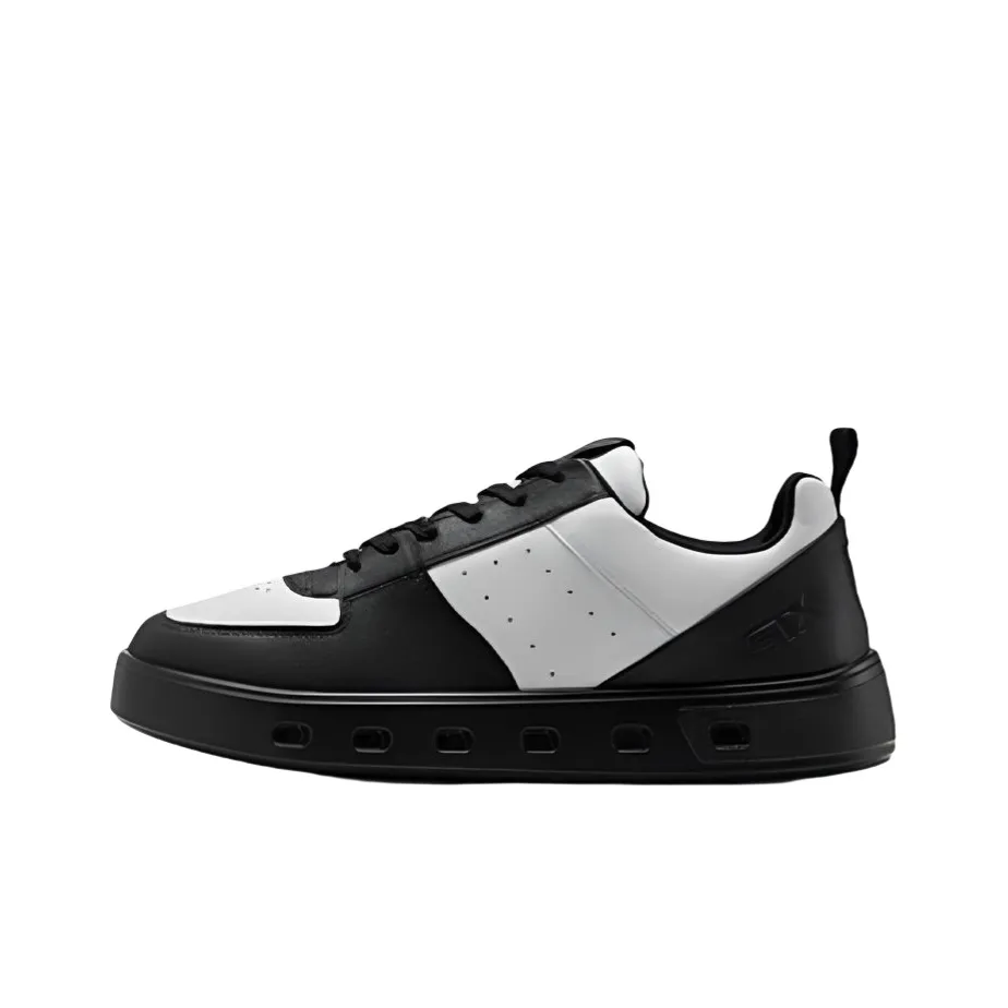 Ecco Street 720 Series Lightweight Low Top Skateboard Shoes Men's Black