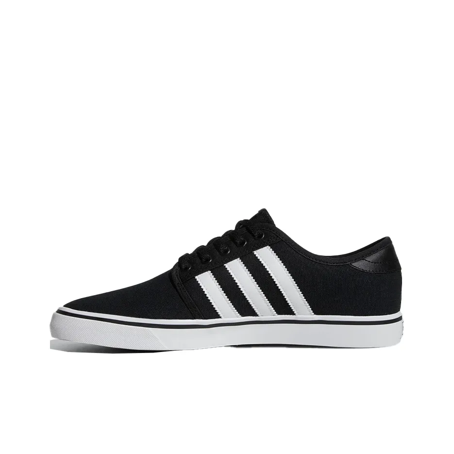 Adidas Seeley Core Black