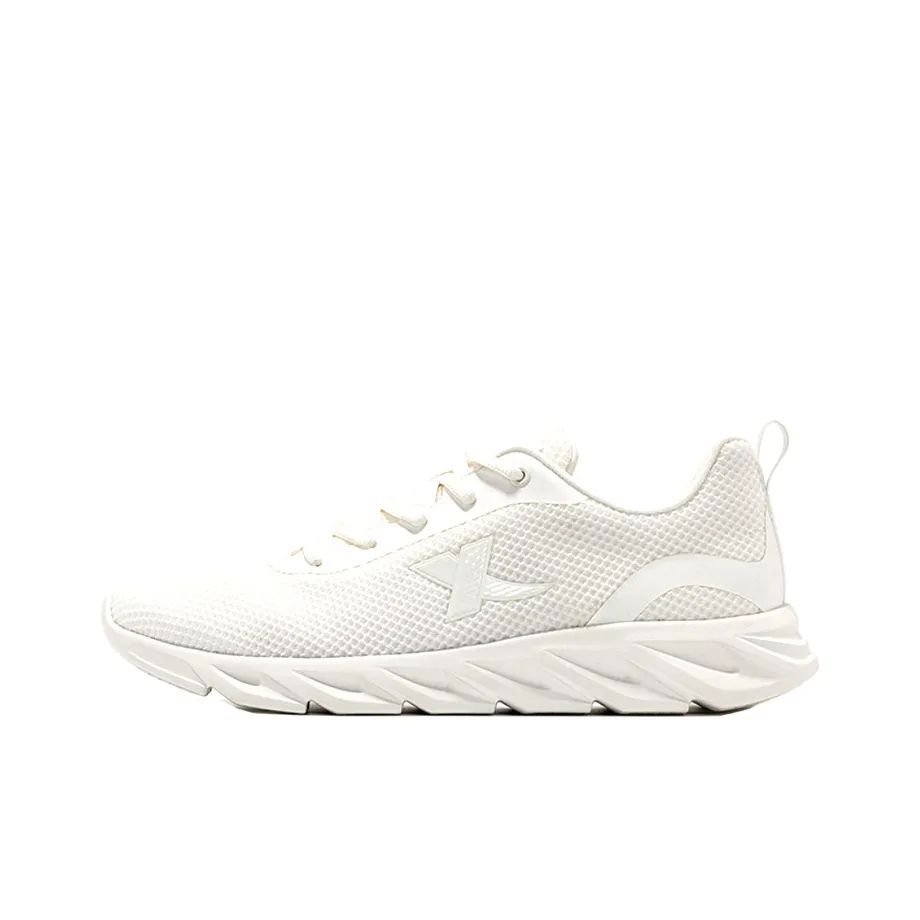 XTEP Feather Cushioning Breathable Lightweight Abrasion Resistant Slip Resistant Low Top Running Shoes Men's White