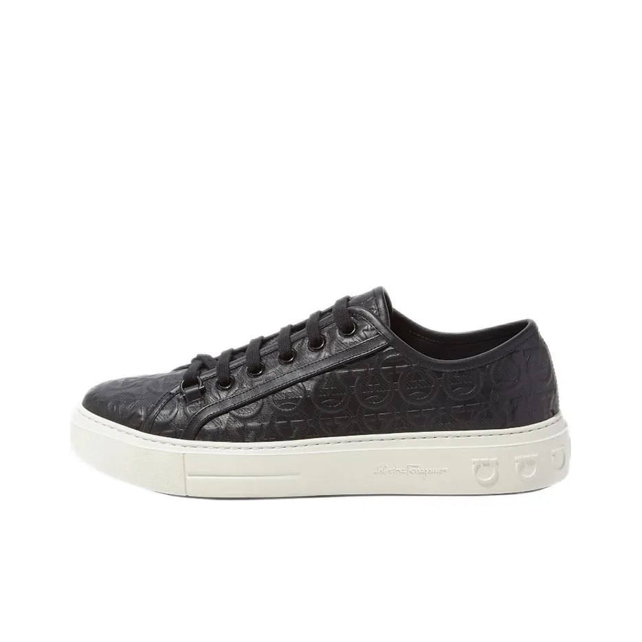 FERRAGAMO GANCINI Stylish Skateboarding Shoes Men's Black