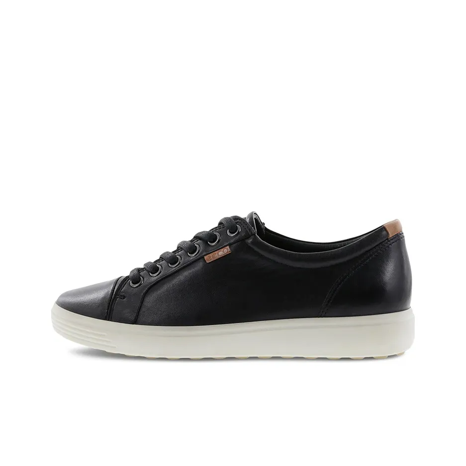 Ecco Soft 7 Low Top Stylish Skateboarding Shoes Women's Black