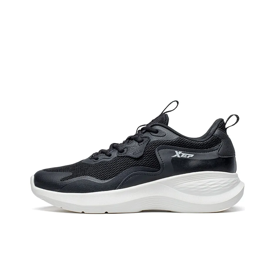 XTEP Cloud DC Cushioning Abrasion Resistant Breathable Low Top Casual Running Shoes Women's Black