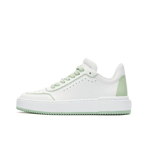 Stuart Weitzman Кроссовки для скейтбординга Low Top Женские