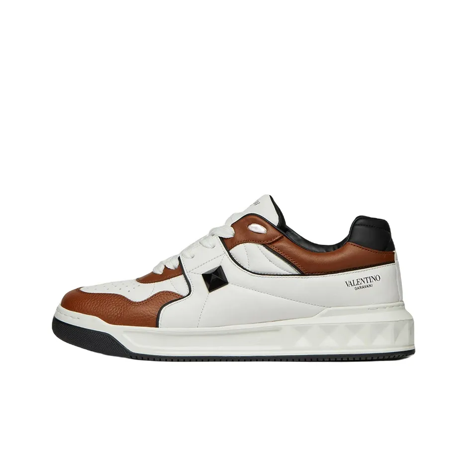 Valentino Garavani Rockstud Low Top Sneakers