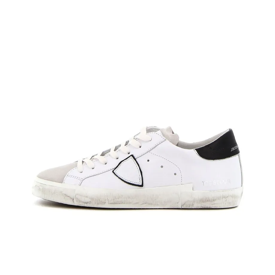 PHILIPPE MODEL Paris Distressed Effect Low top Sneakers