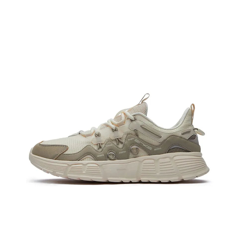 Erke Pastoral Cushioning, Slip Resistant, And Abrasion Resistant Low Top Casual Shoes Men's White Black