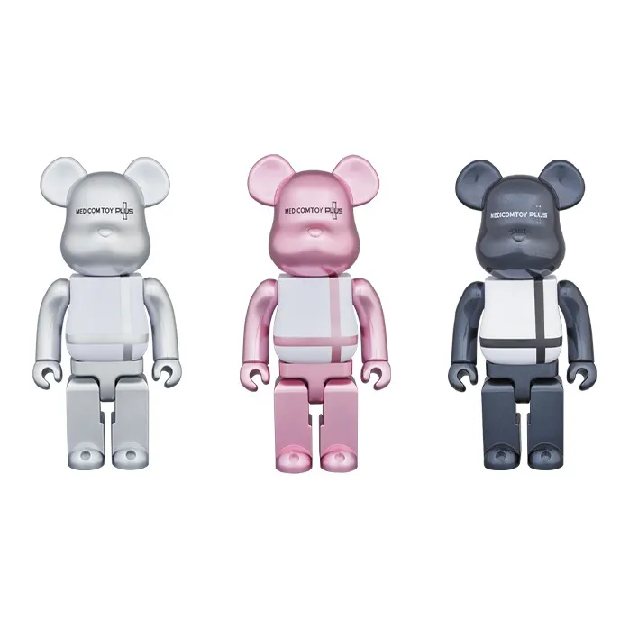 Bearbrick MEDICOM TOY PLUS BLACK CHROME Ver. 100％400%