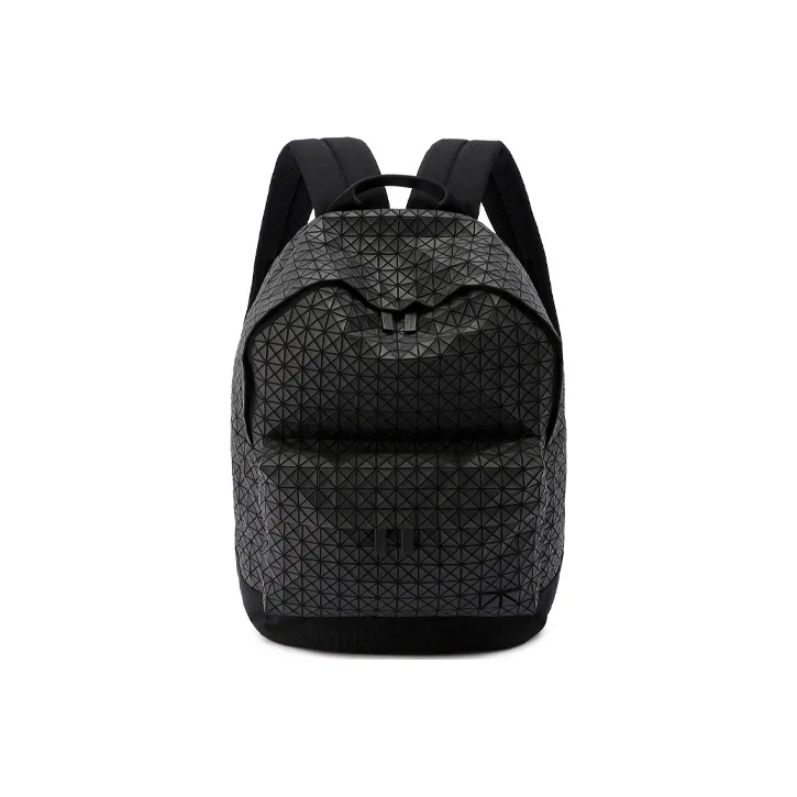 ISSEY MIYAKE Daypack Cow Leather Laptop Backpack Unisex Matte Black