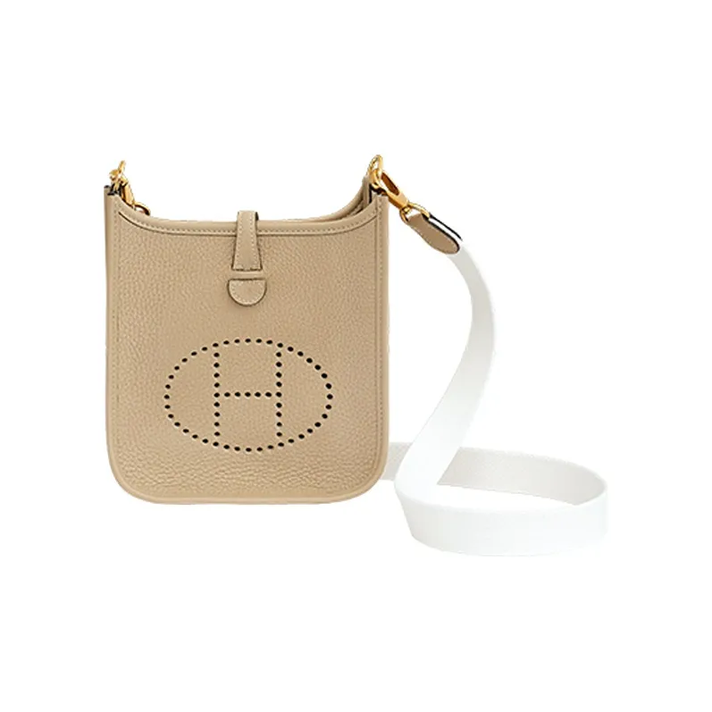 HERMES Evelyne Cow Leather Crossbody Bag, Shoulder Bag 16 Women's Trench Coat In Beige/White
