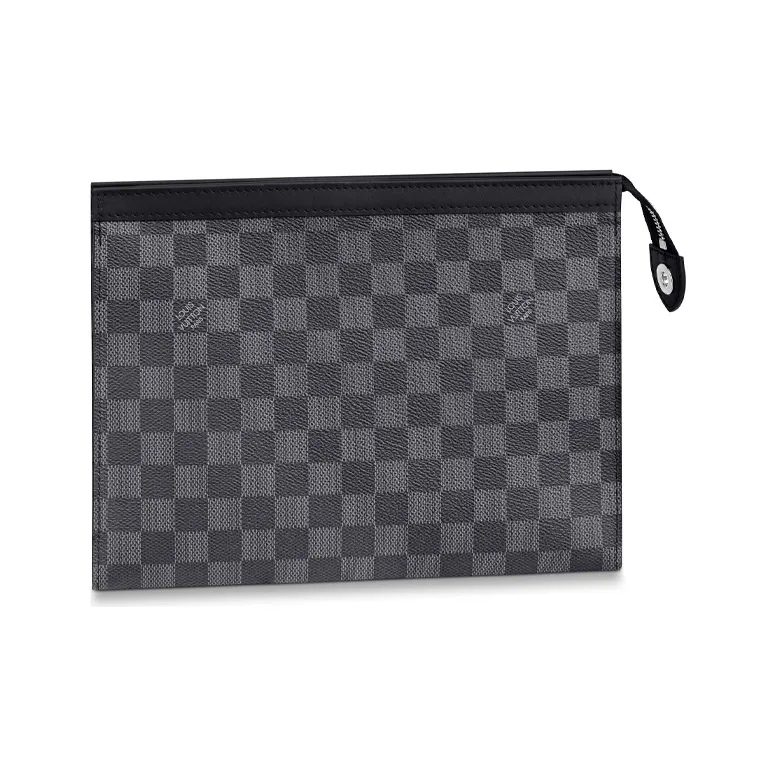LOUIS VUITTON Pochette Voyage Mm