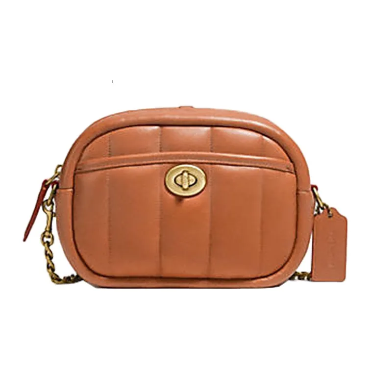 COACH Camera Кожа Camera Сумка Маленькая квадратная сумка Сумка через плечо Сумка на плечо Маленькая женская карамельно-коричневая