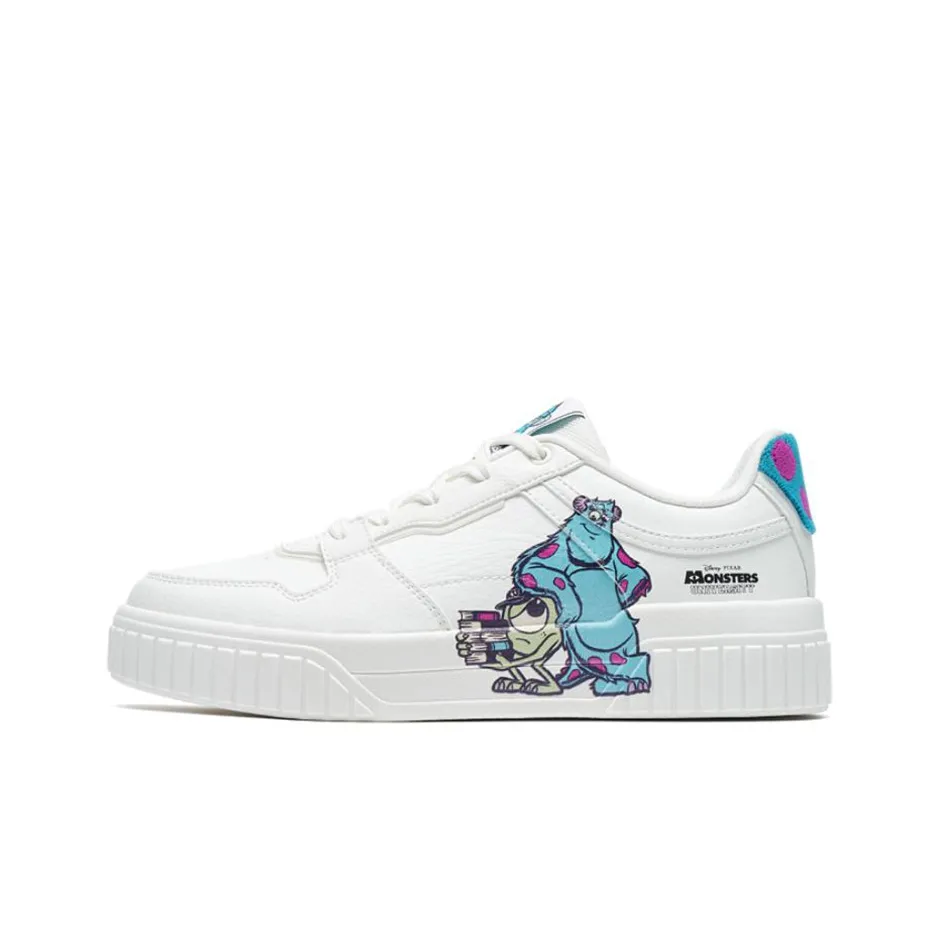 GUAISHOUDAXUE x XTEP Skateboard Shoes Women's White Blue