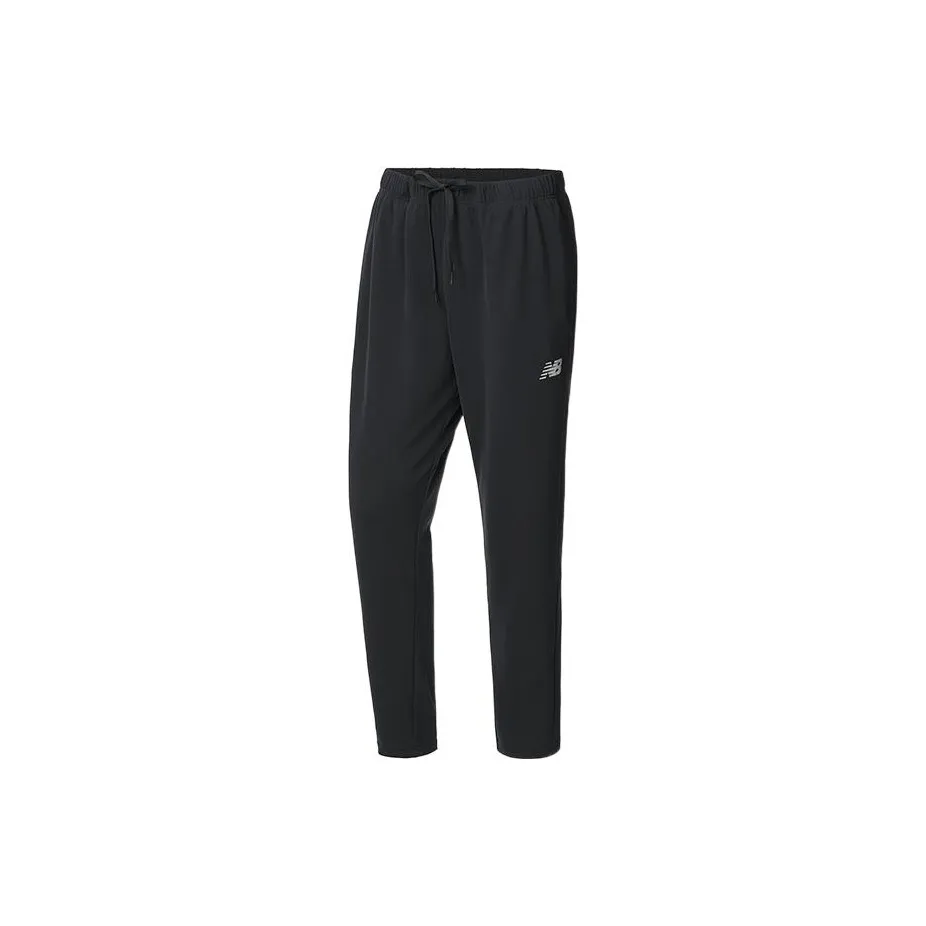 New Balance Joggers & Sweatpants Knitted Sweatpants Men Black